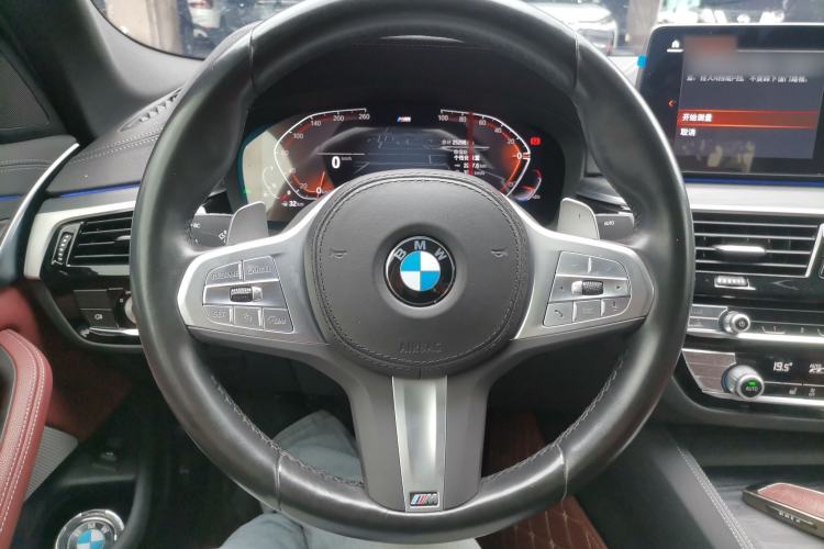Used BMW 5 Series 2023 530Li Leading Model M Sport Package Steering Wheel