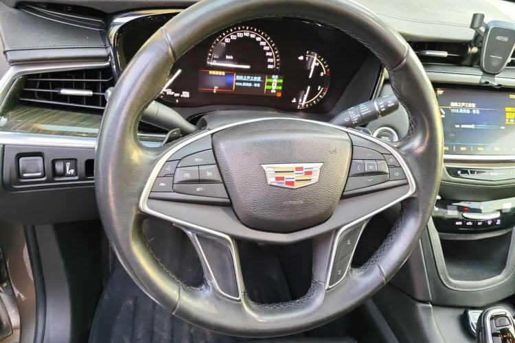 Used Cadillac XT5 2016 28T Four-Wheel Drive Luxury Model
