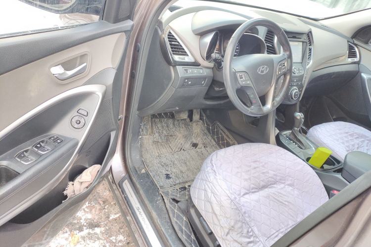 Used Hyundai Grand SantaFe 2013 3.0L 7-Seater Four-Wheel-Drive Comfort Edition Driver Seat