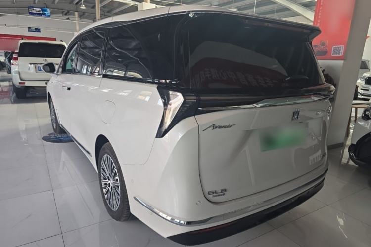 Used Buick GL8 New Energy 2024 Lu Zun Luxury Edition 7-Seater Rear Left 45 Deg