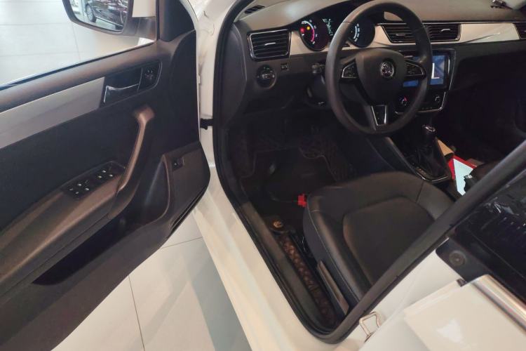 Used Skoda Rapid 2020 1.5L Automatic Comfort Edition