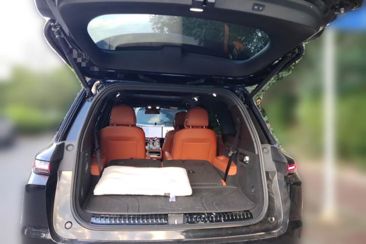 Used Li Auto L9 2022 Max model
