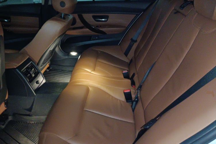 Used BMW 3 Series 2013 Facelift 320Li Fashion Design Package
