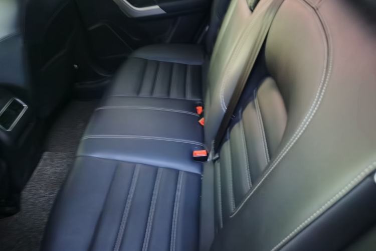 Used Venucia T90 2018 2.0L CVT Smart Connect Luxury Edition China V Standard