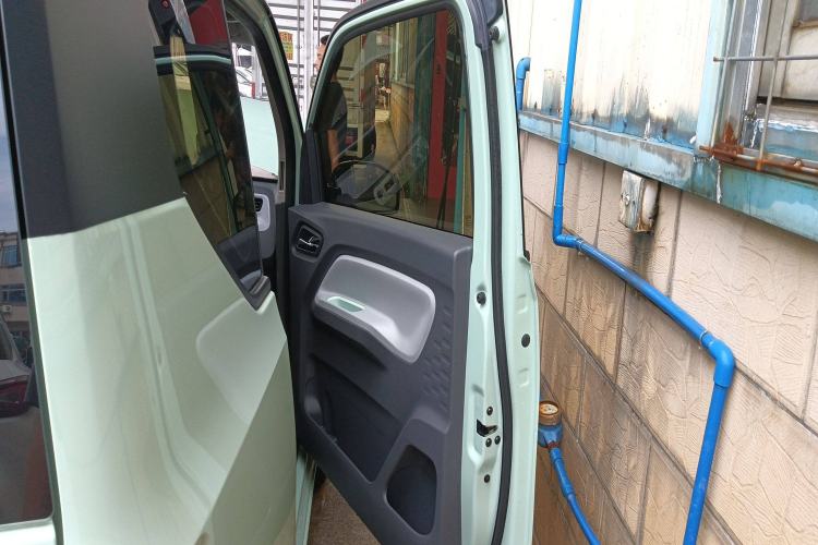 Used Wuling Hongguang MINIEV 2022 Macaron Premium Model – Lithium Iron Phosphate