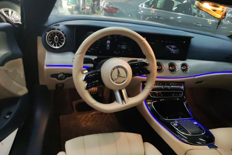 Used Mercedes-Benz E-Class 2021 Facelift E 260 Coupe Steering Wheel