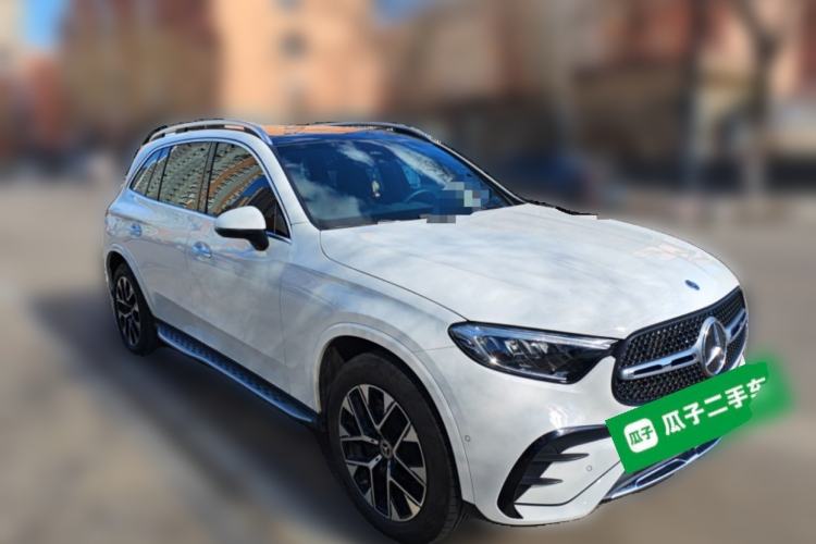 Used Mercedes-Benz GLC 2023 GLC 260 L 4MATIC Luxury Model 5 Seats Front Right 45 Deg