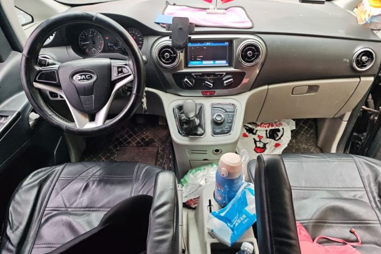 Used JAC Refine M3 2018 IKEA Edition 1.6L Luxury Smart Model Center Console