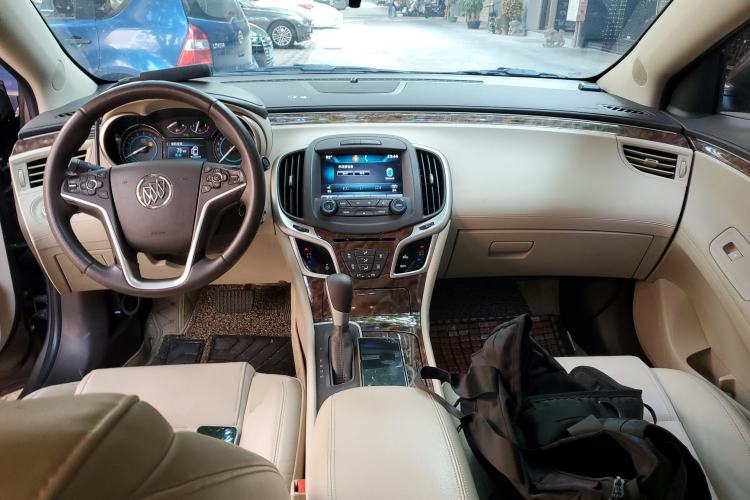 Used Buick LaCrosse 2013 2.4L SIDI Leading Comfort Version
