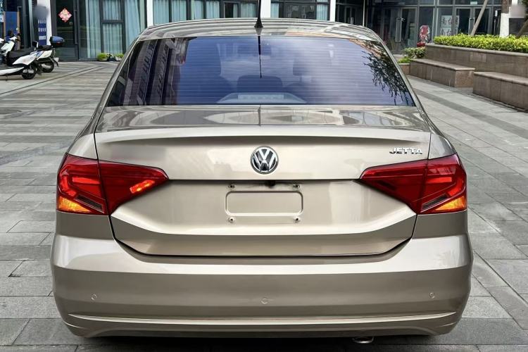 Used Volkswagen Jetta 2019 Dream Edition 1.5L Automatic Fashionable Version Rear