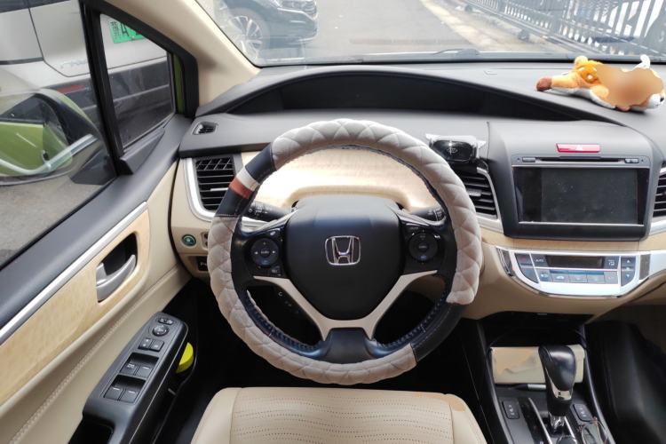 Used Honda Jade 2013 1.8L CVT Luxury Edition 5 seats