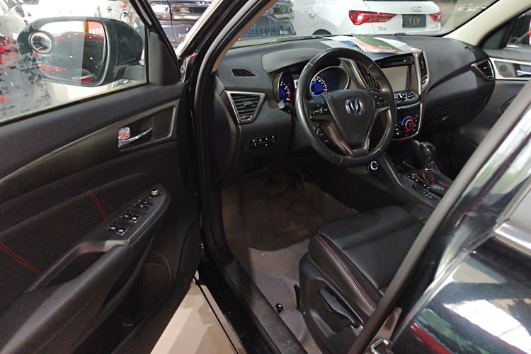 Used CHANGAN CS75 2014 1.8T Automatic Elite Model China IV Standard Driver Seat