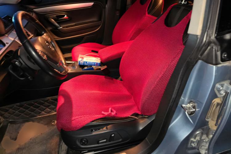 Used Volkswagen FAW-Volkswagen CC 2011 1.8TSI Luxury Model Left Front Seat