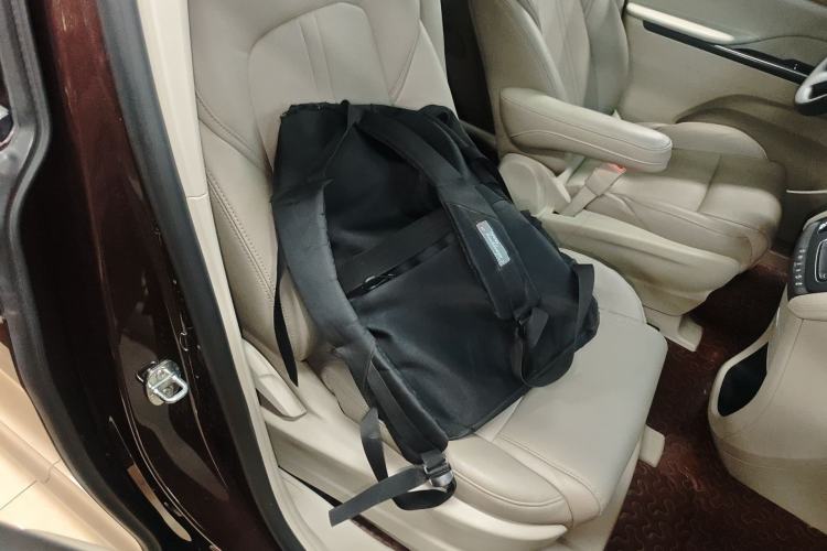 Used Buick GL8 2017 ES 28T Comfort Model China V Standard Right Front Seat