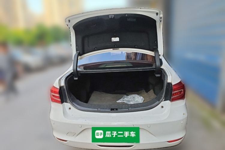 Used BYD Qin New Energy 2017 1.5T Luxury Model
