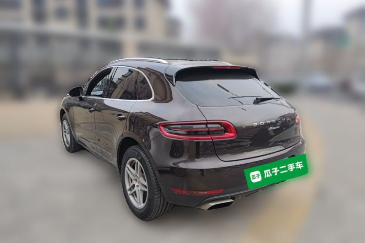 Used Porsche Macan 2017 Macan 2.0T Rear Left 45 Deg