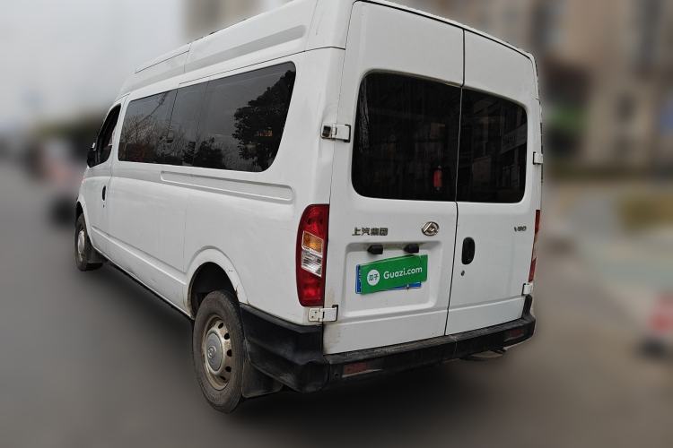 Used SAIC MAXUS Xintu V80 2019 2.5T Classic 6-Speed Manual Van Short Wheelbase Mid-Roof Design 2/3 Seats