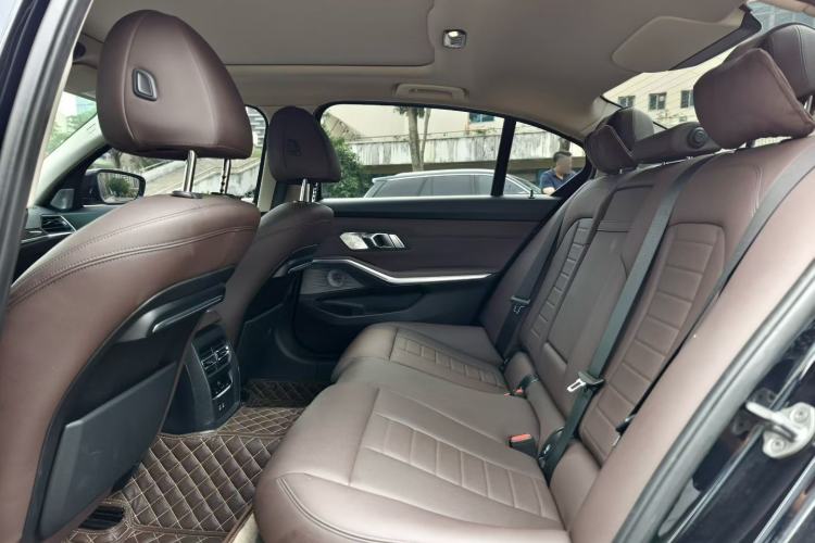 Used BMW 3 Series 2021 Second Facelift 325Li M Sport Package Interior 3