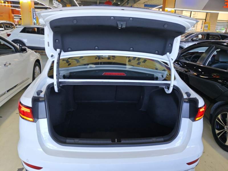 Used Geely Auto Emgrand 2022 4th Generation 1.5L CVT Luxury Model – Premium — 18