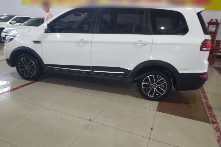 Used SWM X3 2021 1.5L Manual Comfort Version 7 Seats