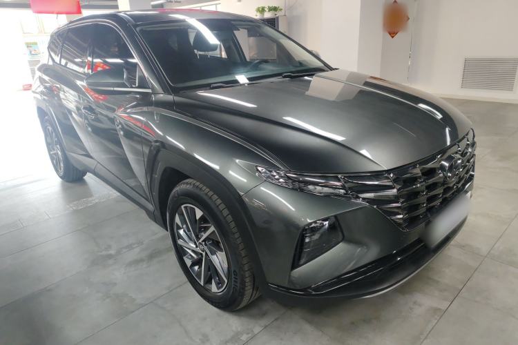 Used Hyundai Tucson 2021 Tucson L 1.5T DCT GLX Elite Edition Front Right 45 Deg