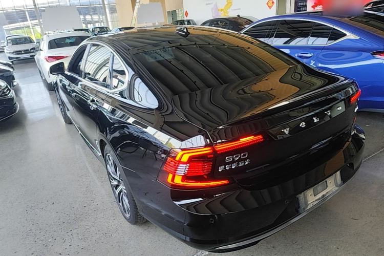 Used Volvo S90 2024 B5 Zhiyuan Luxury Edition
