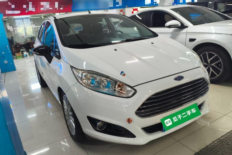 Used Ford Fiesta 2013 Hatchback 1.5L Automatic Sport Model Front Right 45 Deg