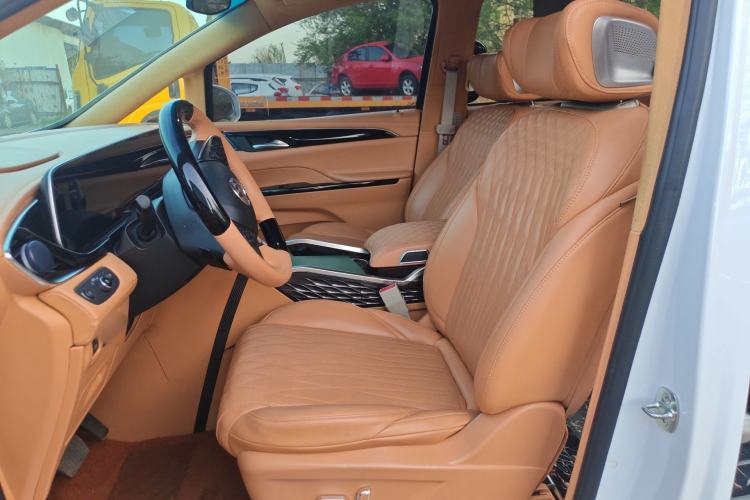 Used Buick GL8 2023 ES Lu Zun Comfort Model Left Front Seat