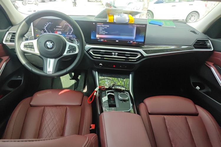 Used BMW 3 Series 2023 325Li M Sport Package Center Console