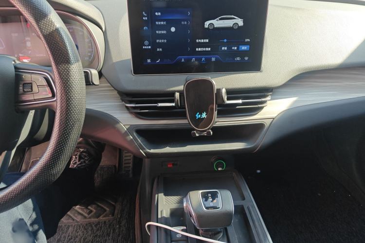 Used Hongqi E-QM5 2023 560km PLUS
