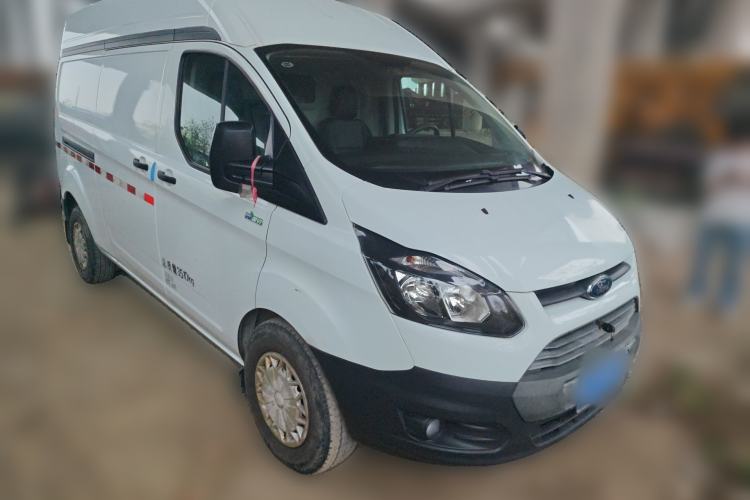 Used Ford Transit 2017 2.0T Diesel Van Mid-Chassis Mid-Roof China IV Standard