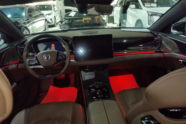 Used BYD Han 2024 DM-i Glory Edition 121KM Premium Model