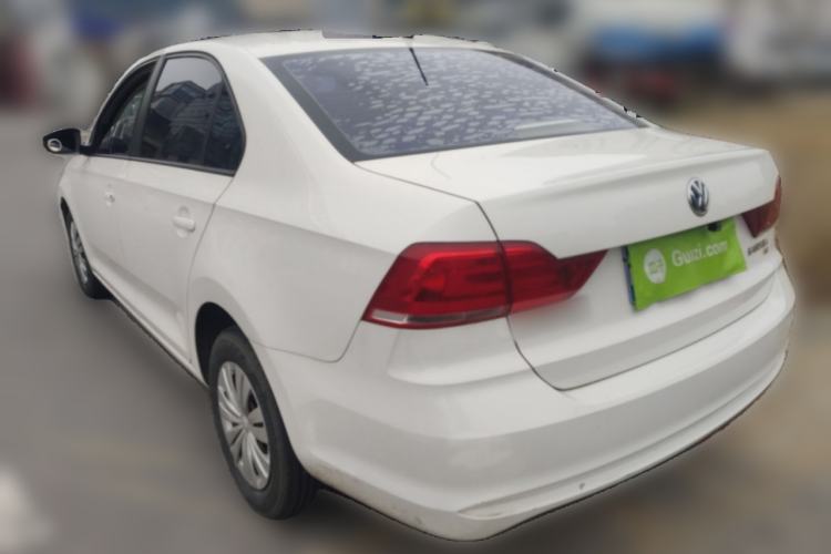 Used Volkswagen Santana 2016 1.6L Manual Fashion Edition
