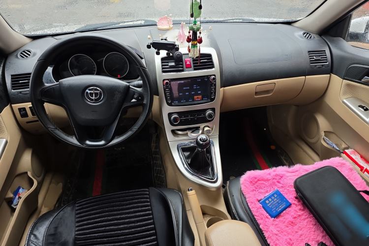 Used Brilliance H330 2013 1.5L Manual Luxury Model
