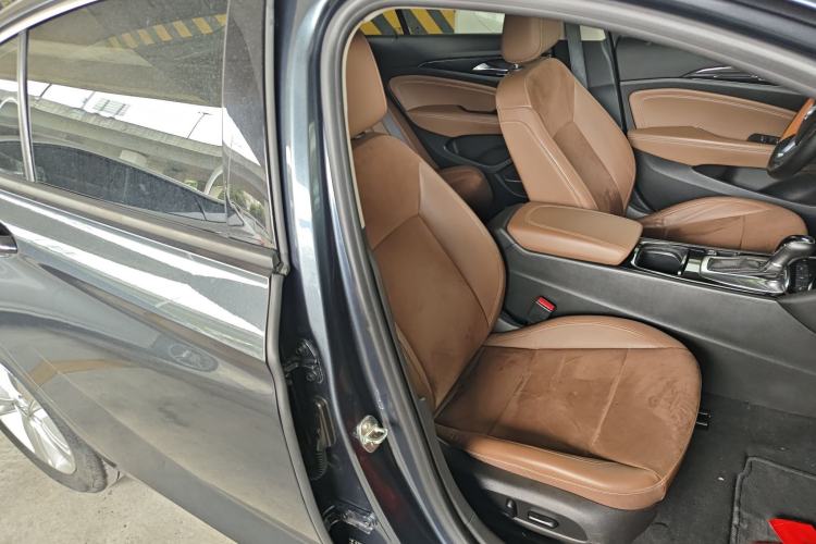 Used Buick Regal 2019 20T Elite Version China VI Standard