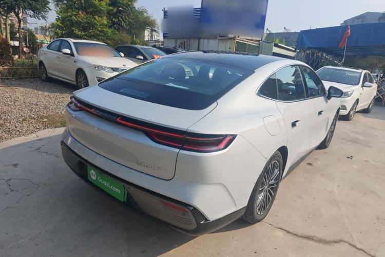 Used Geely Galaxy Galaxy 8 2025 130km EM-i Deluxe Edition
