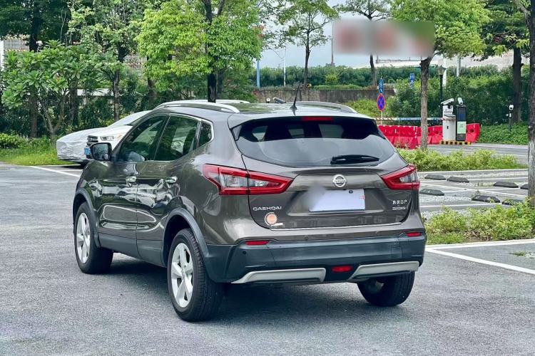 Used Nissan Qashqai 2019 2.0L CVT Smart Enjoyment Version Exterior 2