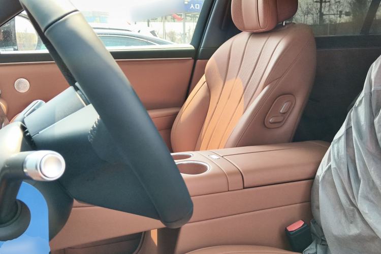 Used Hima AITO M7 2026 Model, Range-Extended Max Long-Range Version, 5 Seats Left Front Seat