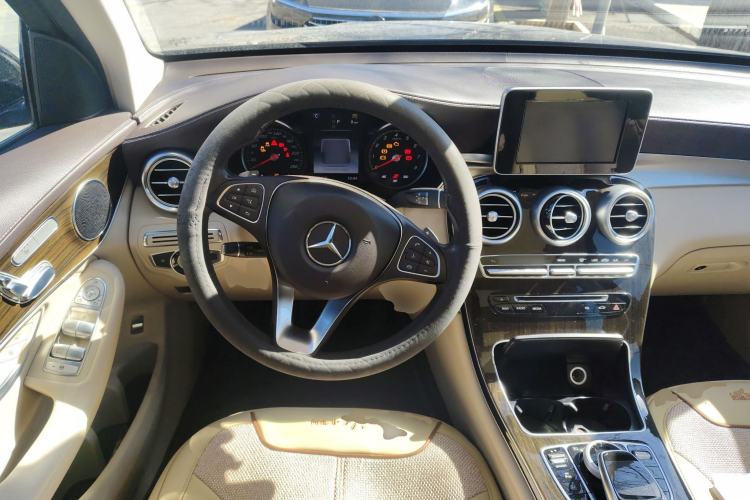 Used Mercedes-Benz GLC 2016 GLC 260 4MATIC Dynamic Edition