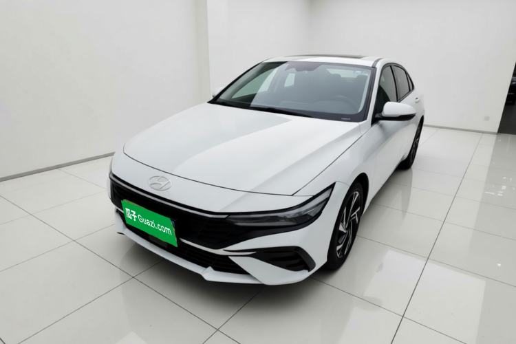 Used Hyundai Elantra 2023 1.5L CVT LUX Prestige Edition