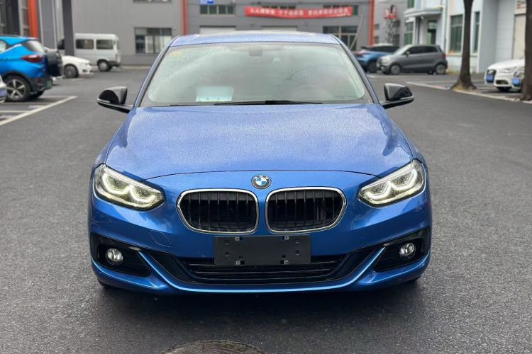 Used BMW 1 Series 2018 118i Design Package Edition Exterior 4