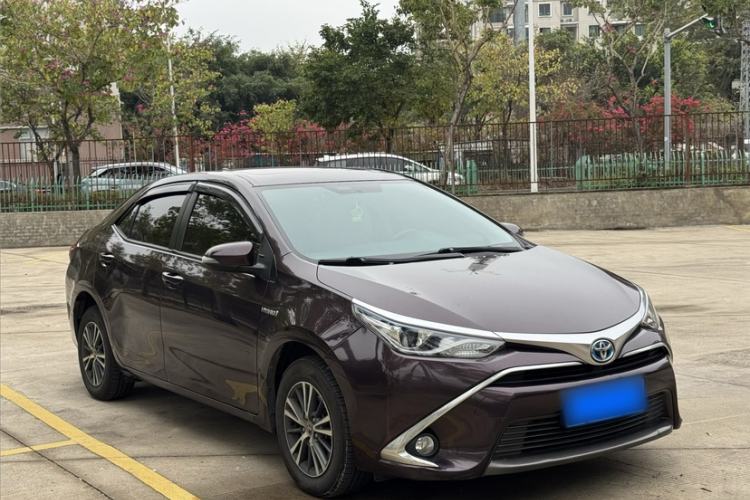 Used Toyota Levin 2016 Dual-Engine 1.8H GS E-CVT Elite Model with Sunroof