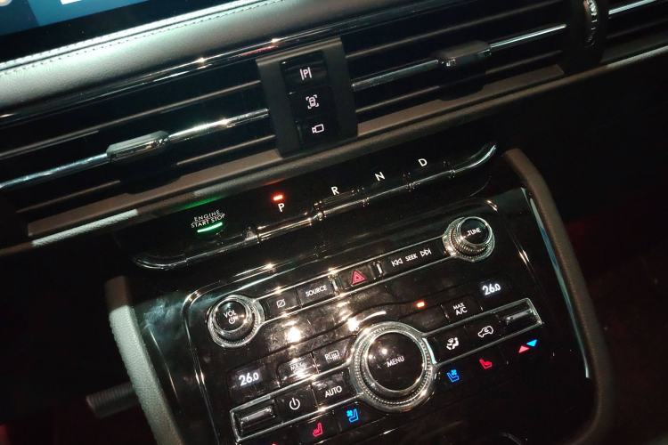 Used Lincoln Corsair 2020 2.0T Two-Wheel Drive Luxury Edition