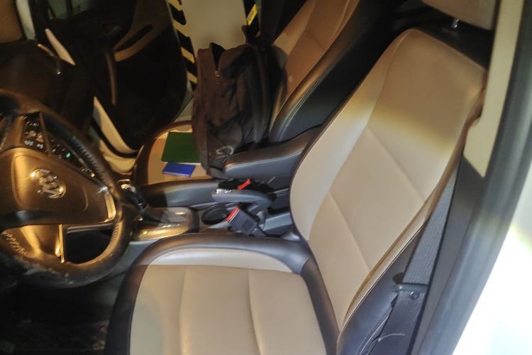 Used Buick Encore 2013 1.4T Automatic All-Wheel Drive Flagship Edition Left Front Seat