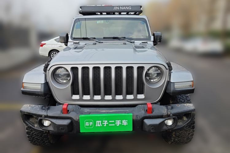 Used Jeep Wrangler 2019 2.0T Sahara Four-Door Version China VI Emission Standard
