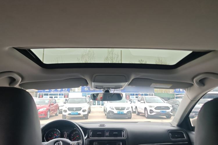 Used Volkswagen Sagitar 2017 230TSI Automatic Luxury Edition Headliner