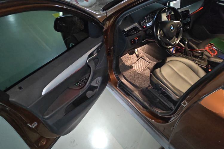 Used BMW X1 2016 sDrive18Li Premium Edition Driver Seat