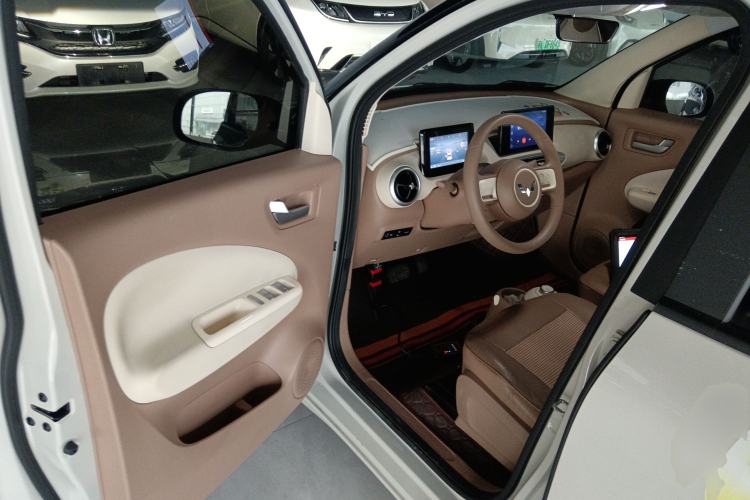 Used Wuling Hongguang MINIEV 2025 Four-Door Version Zhenxiang+ Edition Driver Seat