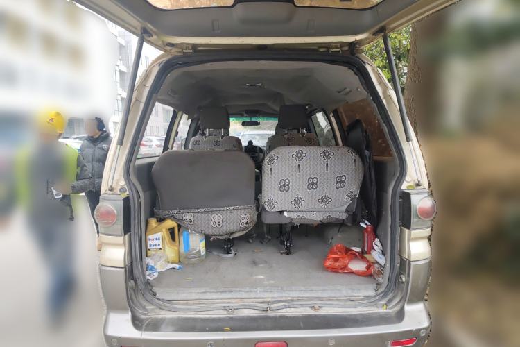 Used FORTHING Lingzhi 2014 M5 Q7 2.0L 7-seat Long-wheelbase Comfort Version