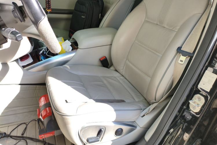 Used Mercedes-Benz R-Class 2011 R 350 L 4MATIC Left Front Seat